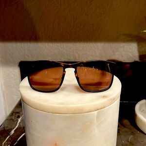 Men’s polarized ray-ban with brown tortoiseshell